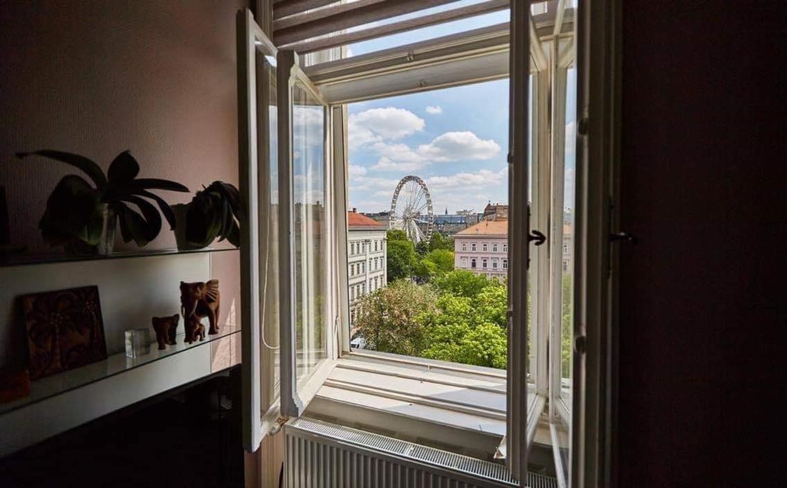 Dula Downtown Apartment