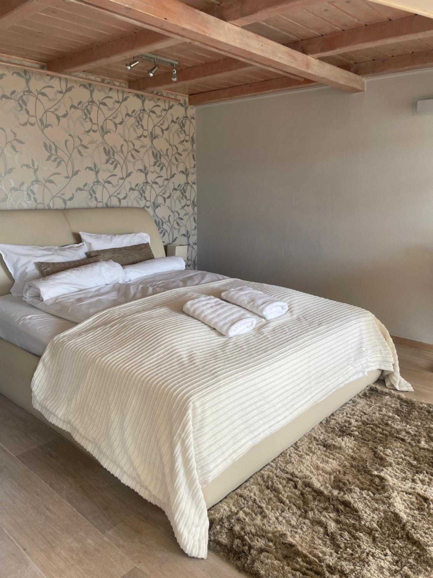 Dula Downtown Apartment