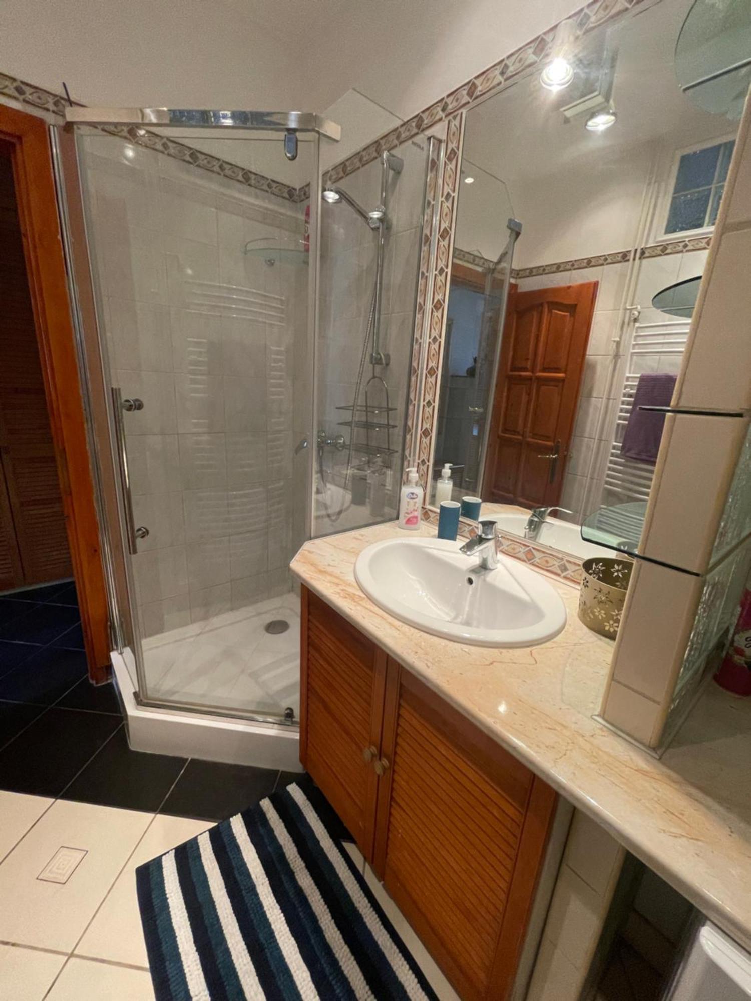 Dula Downtown Apartment
